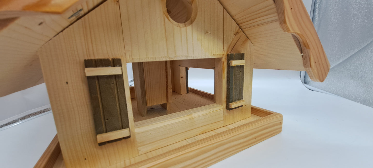 Almhütte Vogelhaus Futtersilo Futterhaus Vogelfutter Vogelvilla Vogel Rot AR1