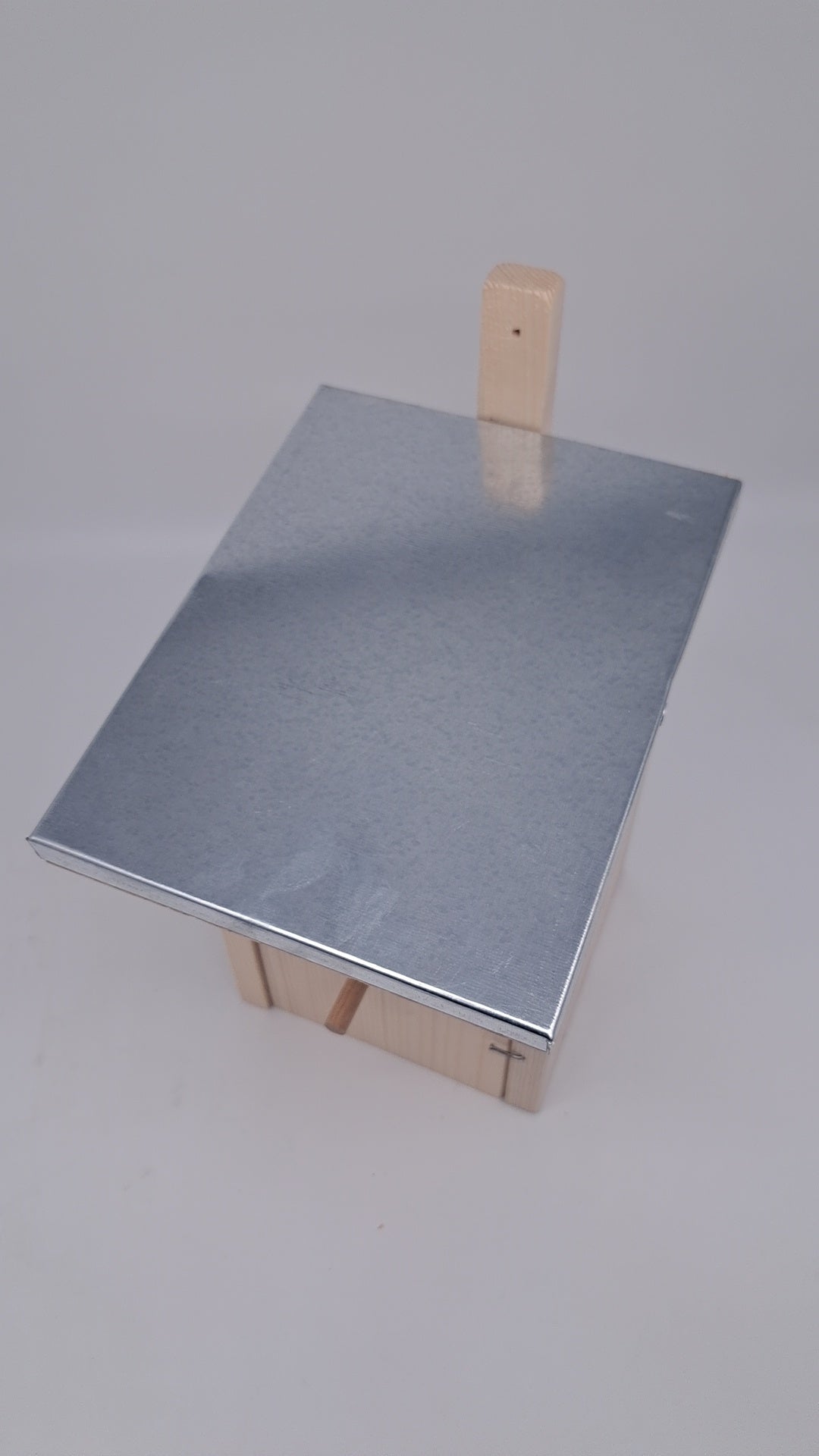 Nistkasten Nisthöhle für Vögel Vogelhaus Nistkasten zum Aufhängen Bruthöhle mit Einflugloch 35mm auf 28mm reduzierbar Natur (N2)