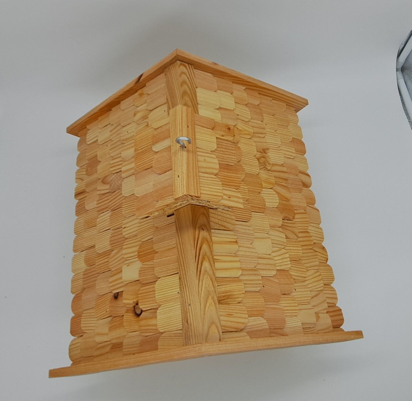 XXL bird house feeding house larch wood roof Almhütte with or without stands house A1