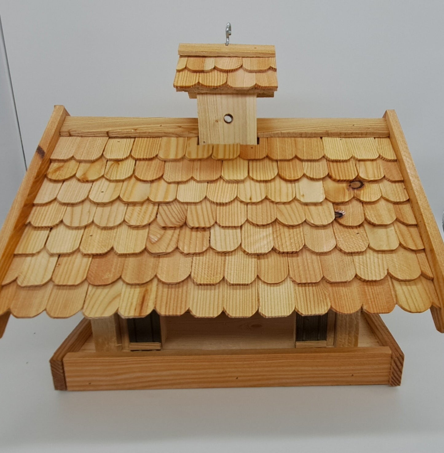 XXL bird house feeding house larch wood roof Almhütte with or without stands house A1
